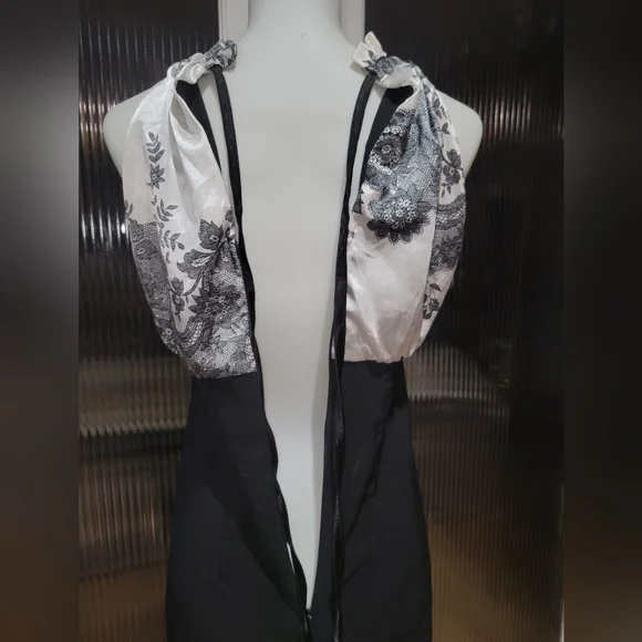 Majora Dress - Picture 4 of 6